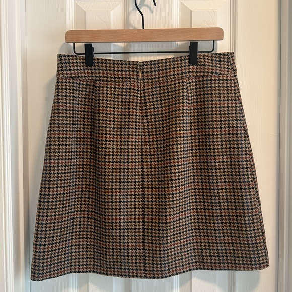 Wool-blend mini skirt in houndstooth, size 10 - Picture 4 of 10